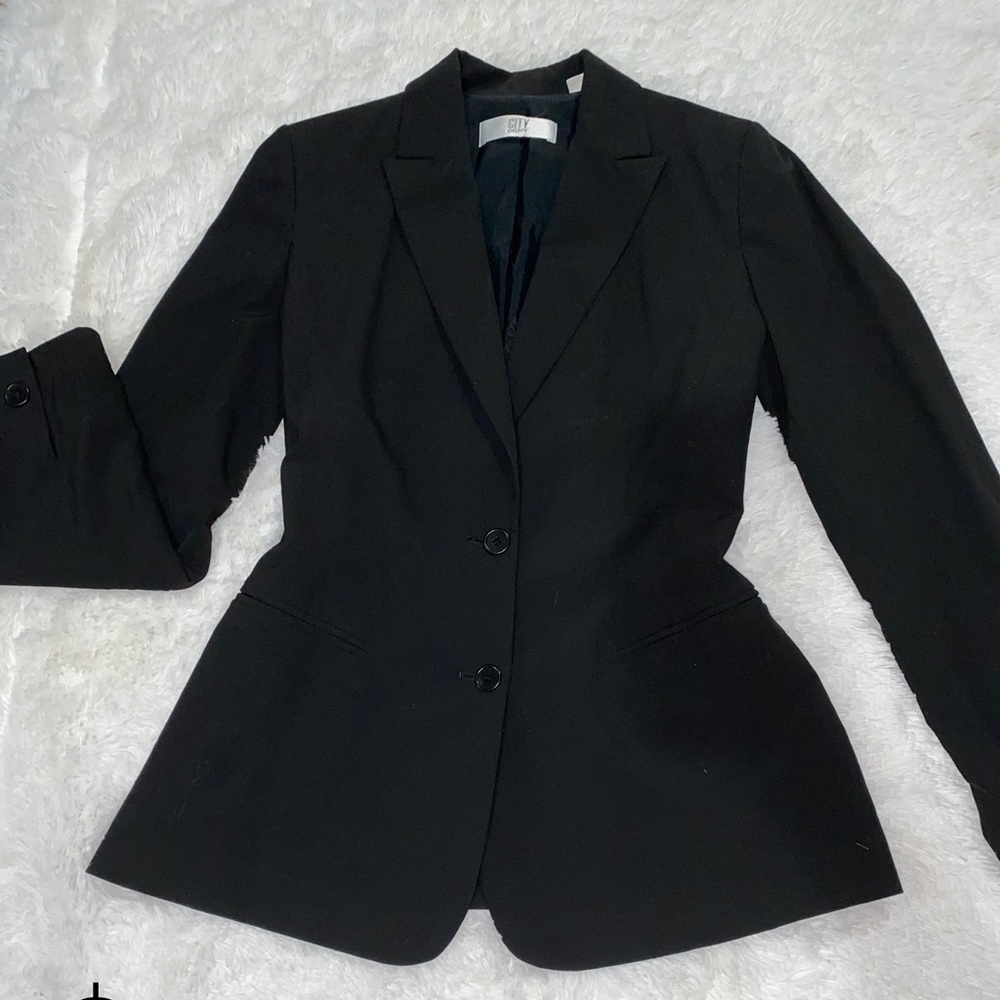 DKNY stretchy blazer
